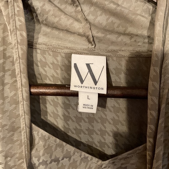 Worthington Top - Picture 3 of 4